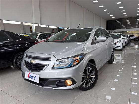 CHEVROLET ONIX 1.4 MPFI LTZ 8V FLEX 4P MANUAL CHEVROLET ONIX 1.4 MPFI LTZ 8V FLEX 4P MANUAL